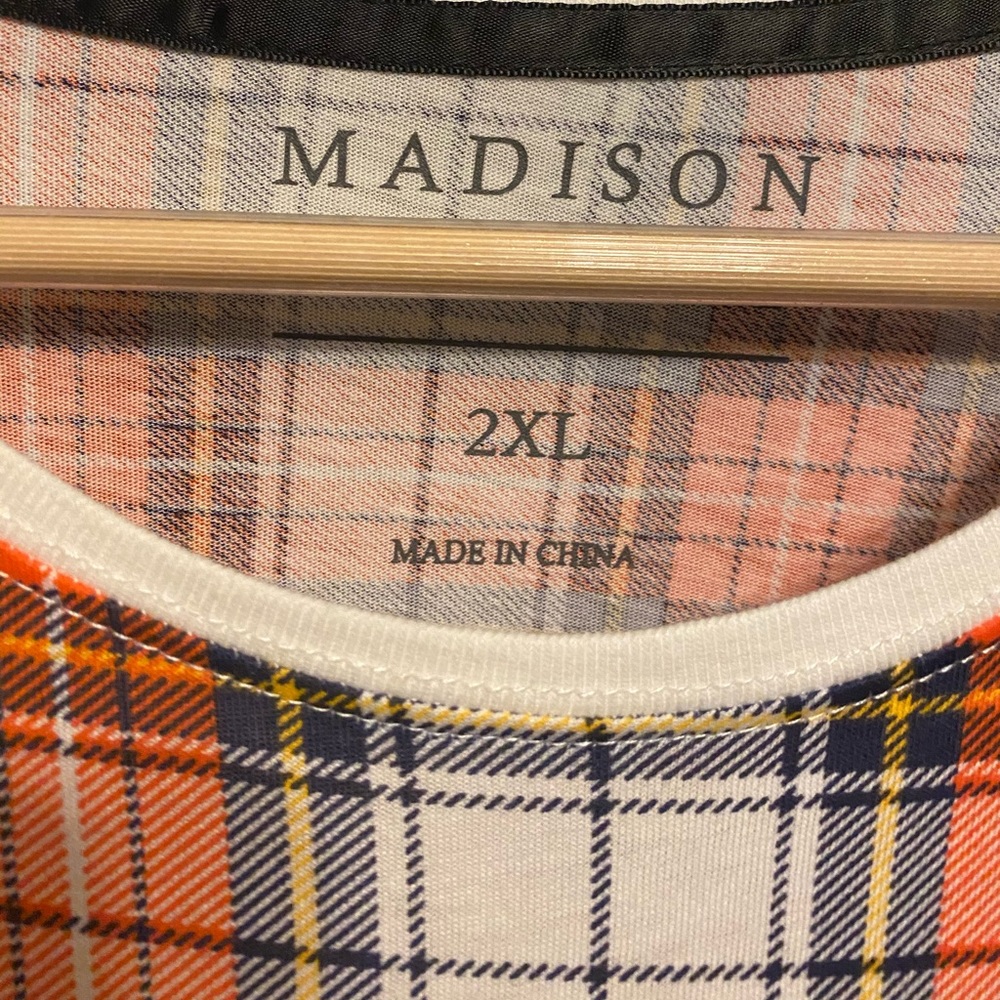 Madison supply Split Check Tee XXL NWT - Picture 5 of 10